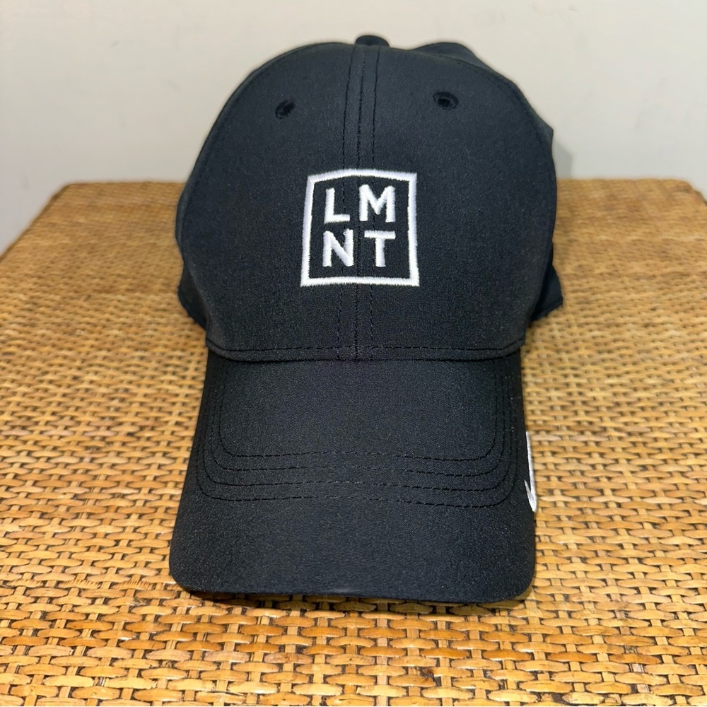 Nike Hat Dri Fit Legacy 91 LMNT Stay Salty Swoosh Black Adjustable 779797-010